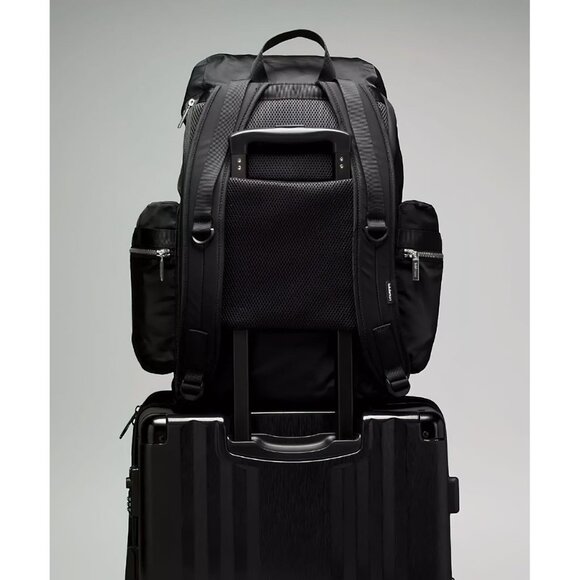 Lululemon Wunderlust Backpack 25L Black main image 12